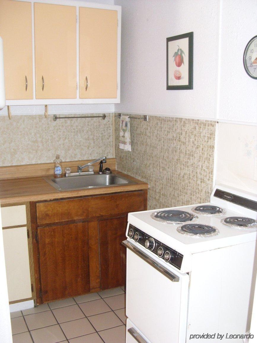 Lorelei Resort Motel Treasure Island Екстериор снимка